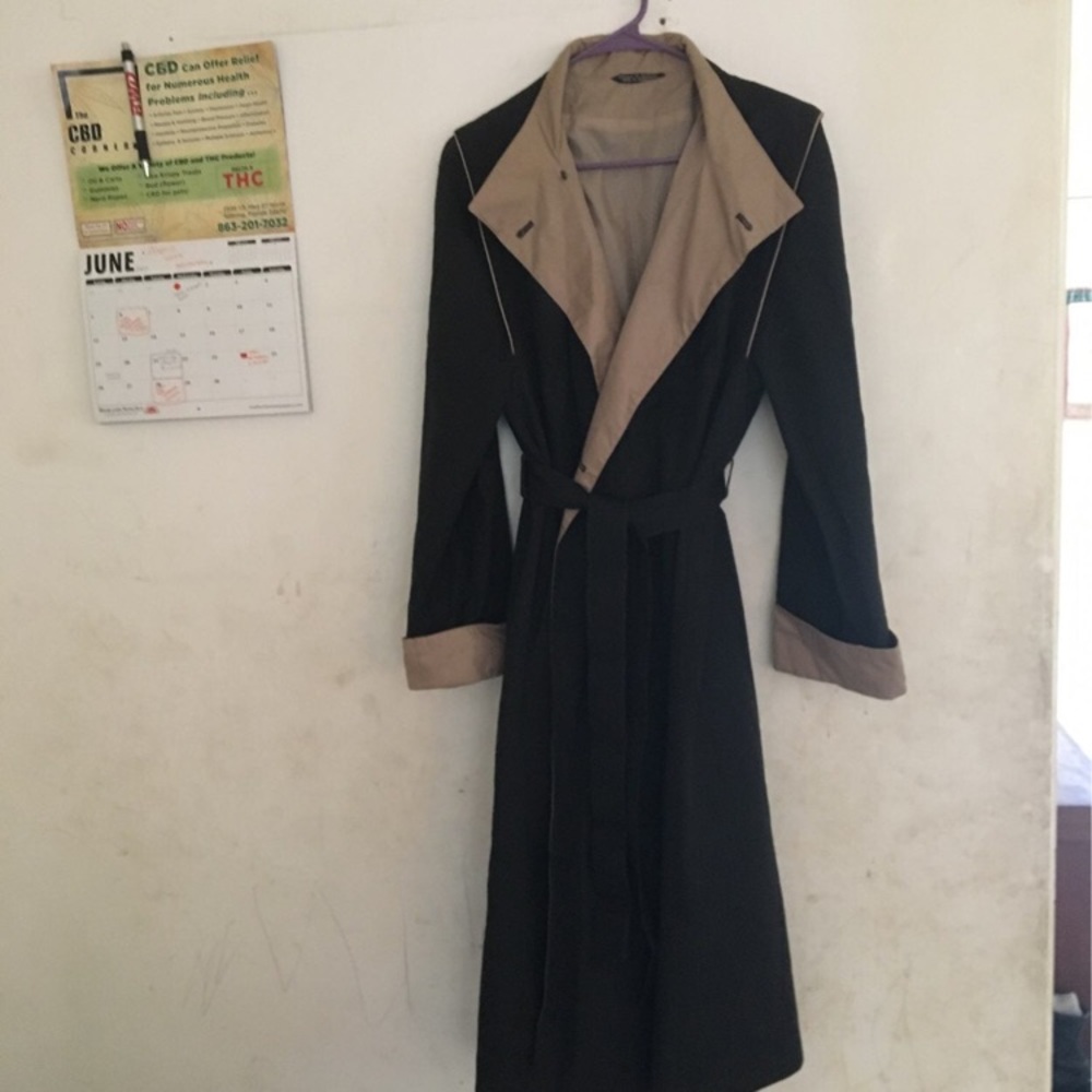 Women’s Cyclone trench coat